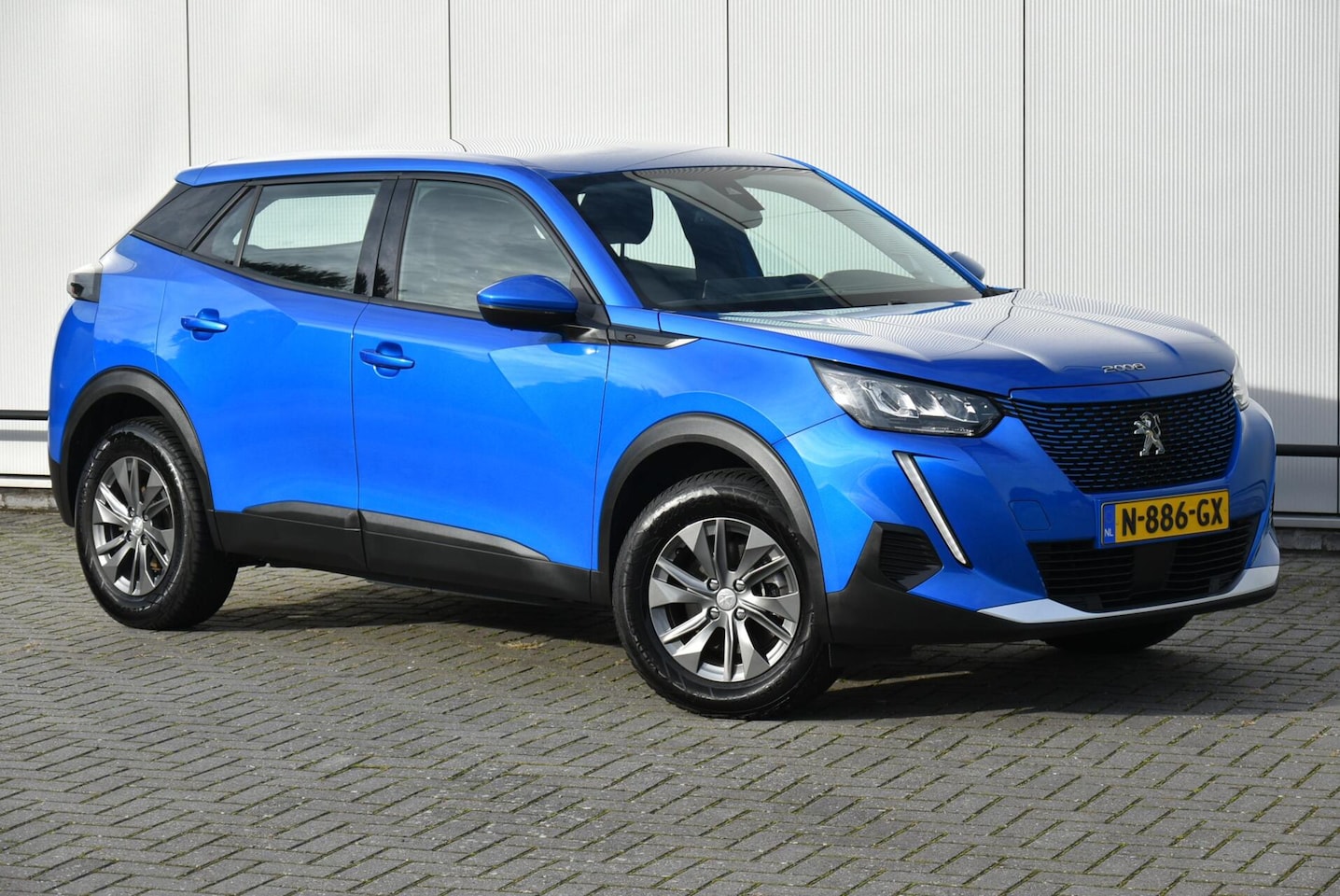 Peugeot e-2008 - EV 50 kWh Navi Apple Cruise Dealer onderh NAP - AutoWereld.nl