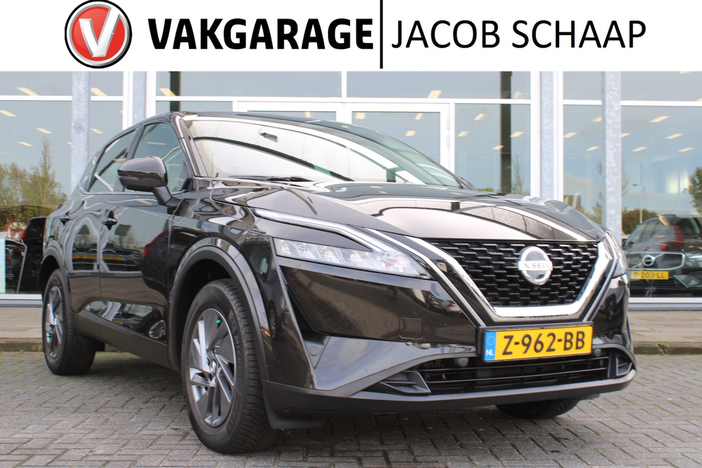 Nissan Qashqai - 1.3 MHEV 141pk Business Access | 360 Camera | Trekhaak | Adapt. Cruise | Verw. Stoelen & S - AutoWereld.nl