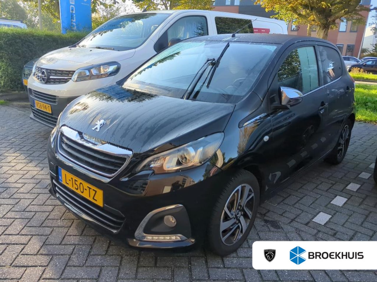 Peugeot 108 - 1.0 e-VTi Allure | Navi by app | Apple carplay | Camera | Climate control | Bluetooth | LE - AutoWereld.nl