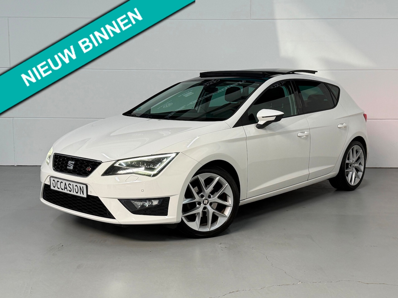 SEAT Leon - 1.4 TSI FR Pano LED Carplay SeatSound Navi Vol - AutoWereld.nl