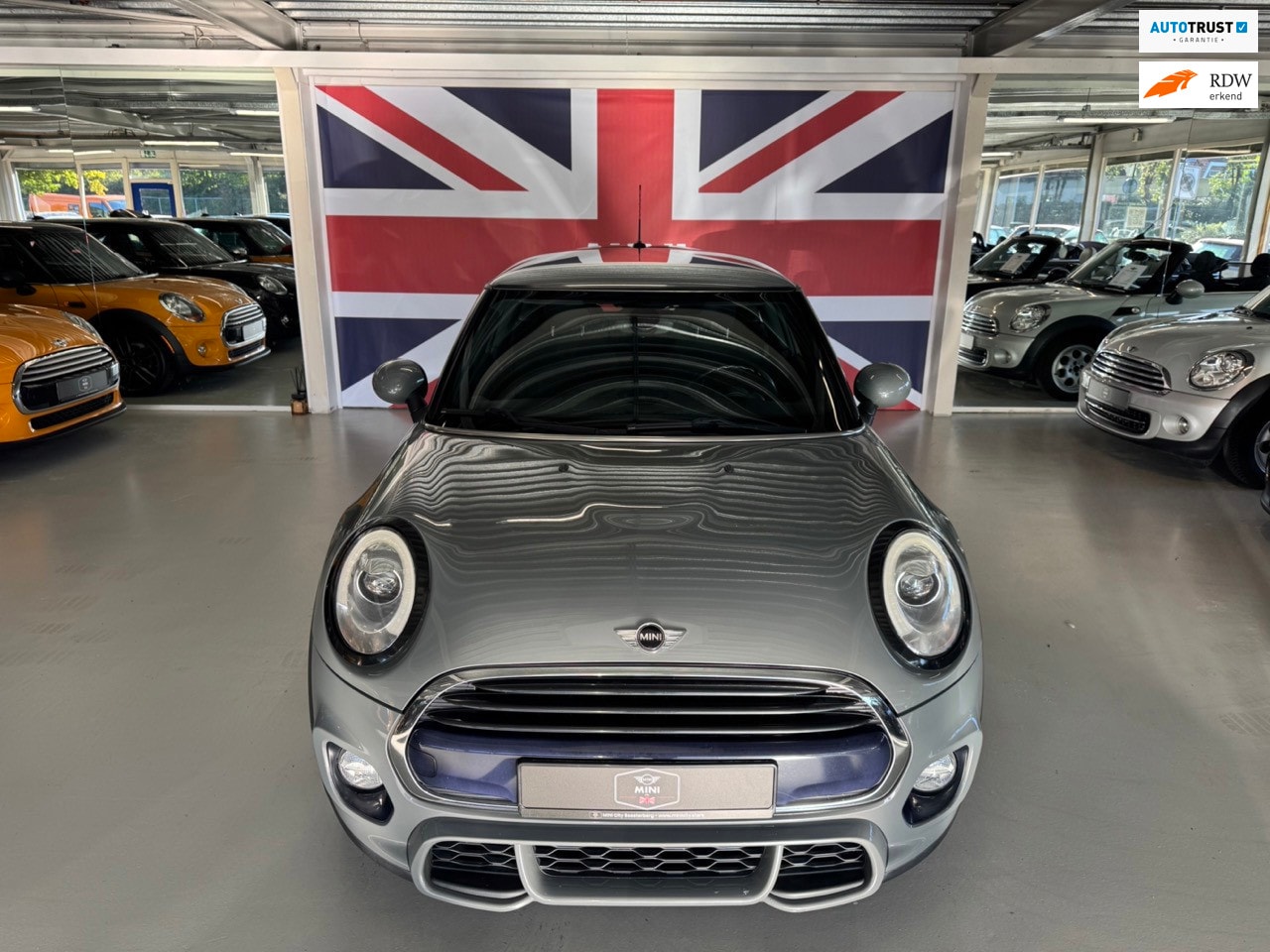 MINI 3-Deurs - 1.5 Cooper Chili Business - AutoWereld.nl