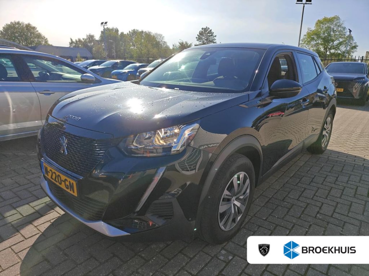 Peugeot e-2008 - EV Active 50 kWh | Fase 3 laden | Navi by app | Apple carplay | Trekhaak | Bluetooth | NL - AutoWereld.nl