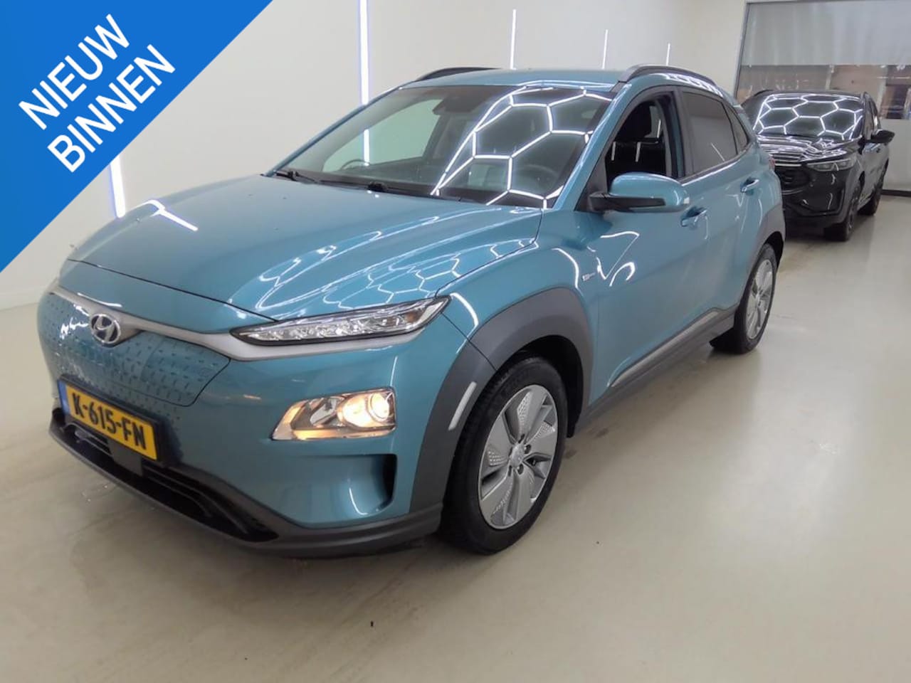Hyundai Kona Electric - EV FASHION 64 kWh (100% SOH) I 3-FASE LADEN I TREKHAAK I CLIMATE CONTROL I APPLE CARPLAY - AutoWereld.nl