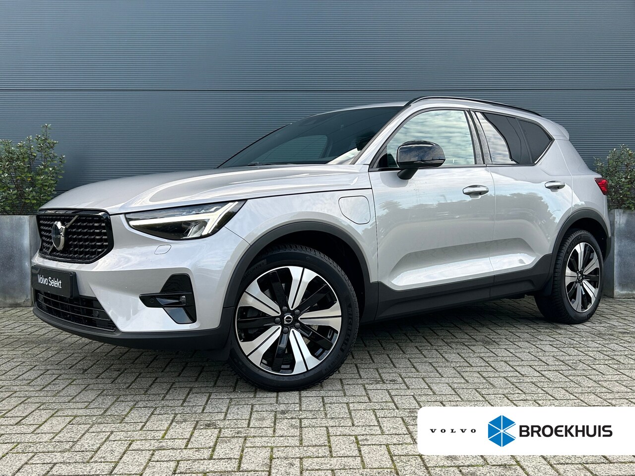 Volvo XC40 - 1.5 T5 Ultimate Dark | Pano | Memory | Trekhaak | BLIS | Harman/Kardon | Adaptive CC | - AutoWereld.nl