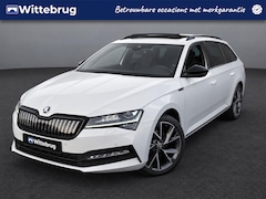 Skoda Superb Combi - 1.4 TSI iV 218pk Sportline DSG Automaat / Panorama schuifdak / LM 19 inch / 360 camera / N