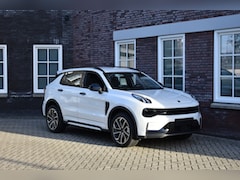 Lynk & Co 01 - My25 Core 1.5 PHEV - Facelift MY26 Grib Automotive B.V. – Klein in schaal, groot in servic