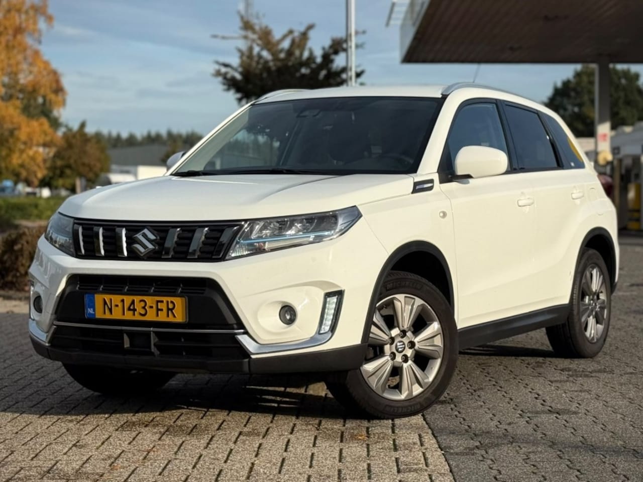Suzuki Vitara - 1.4 B.JET SELECT TREKHAAK CAMERA CARPLAY - AutoWereld.nl