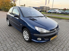Peugeot 206 - 1.4 Air-Line