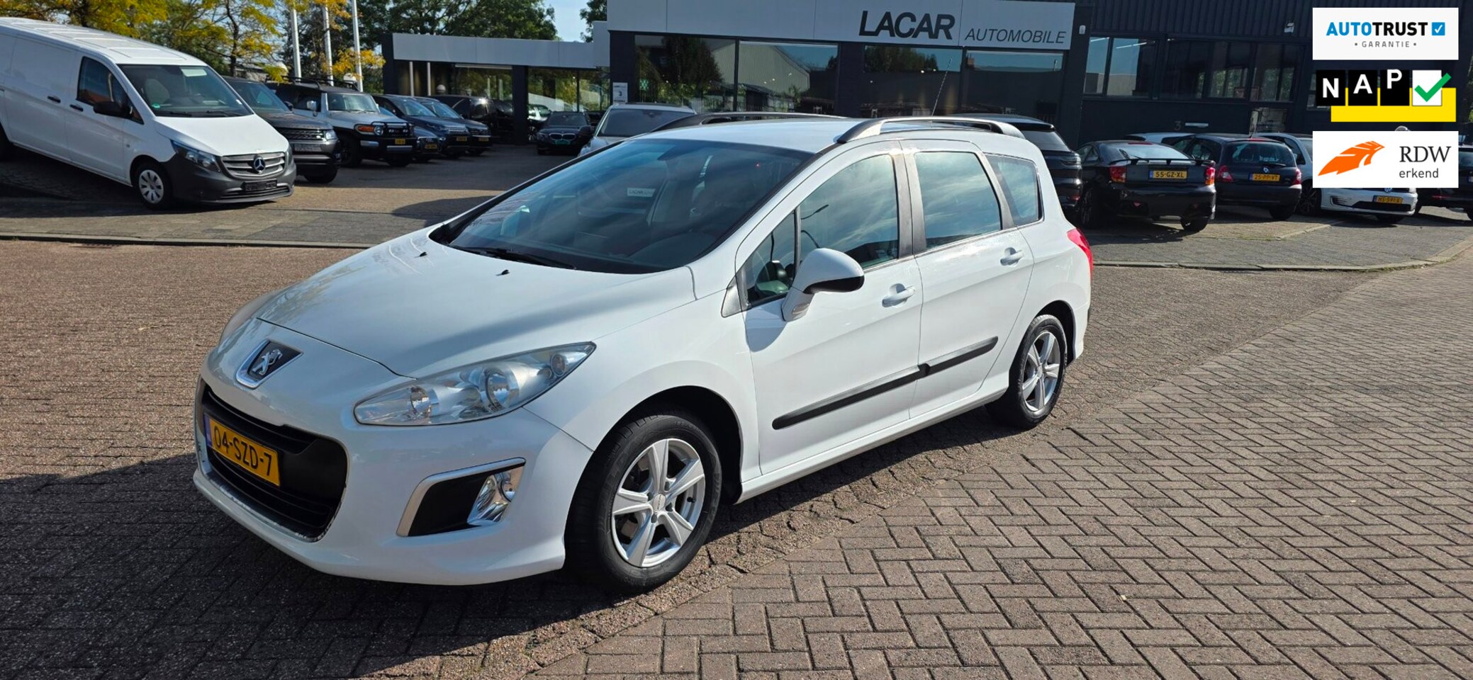 Peugeot 308 SW - 1.6 VTi Blue Lease / bj.2012/ navigatie/trekhaak/sportvelgen/ cruise control / NAP met 126 - AutoWereld.nl