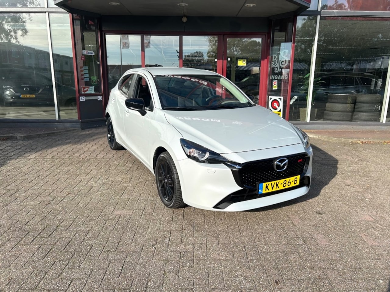Mazda 2 - 1.5 E-SA-G HOMURA - AutoWereld.nl