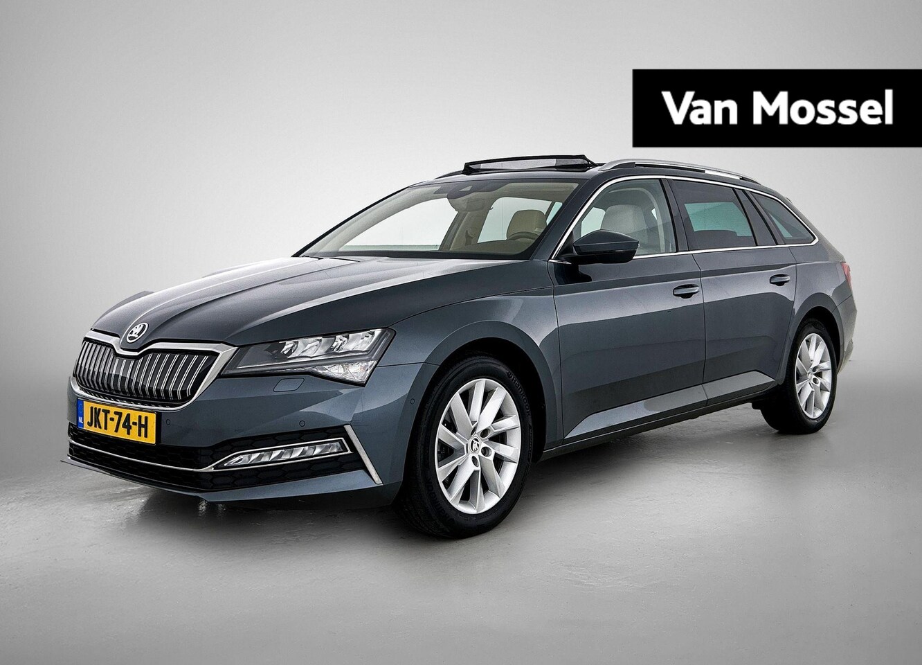 Skoda Superb Combi - 1.4 TSI iV Business | PANORAMADAK | STOELVERWARMING VOOR EN ACHTER | MEMORY STOELEN | CANT - AutoWereld.nl