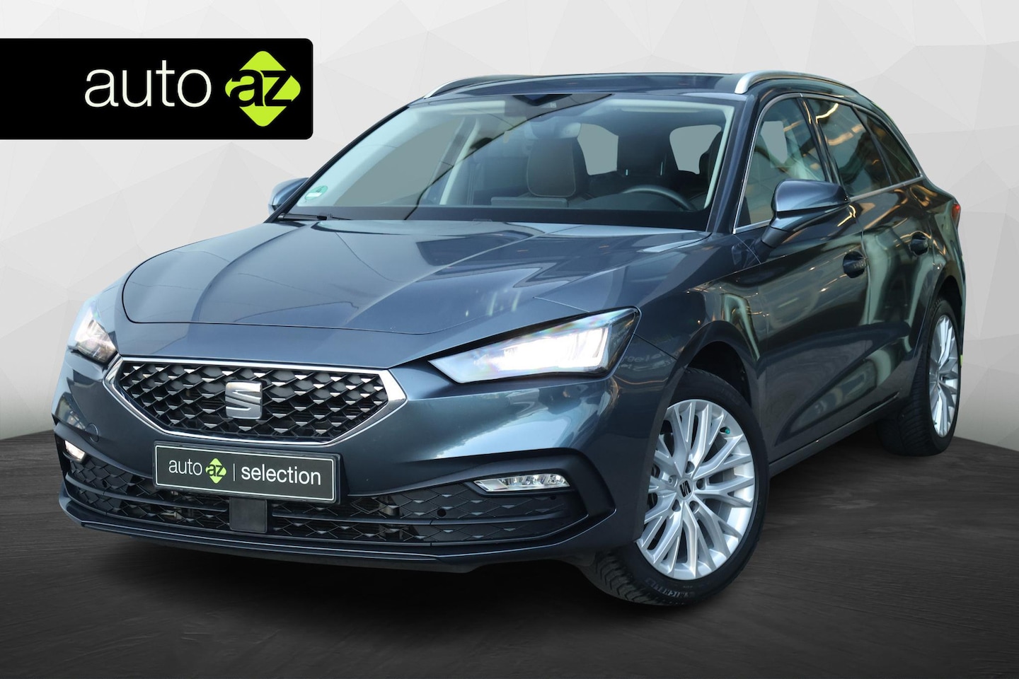 SEAT Leon Sportstourer - 1.5 eTSI Xcellence / DAB / Adaptive Cruise / Stuur en stoelverwarming - AutoWereld.nl