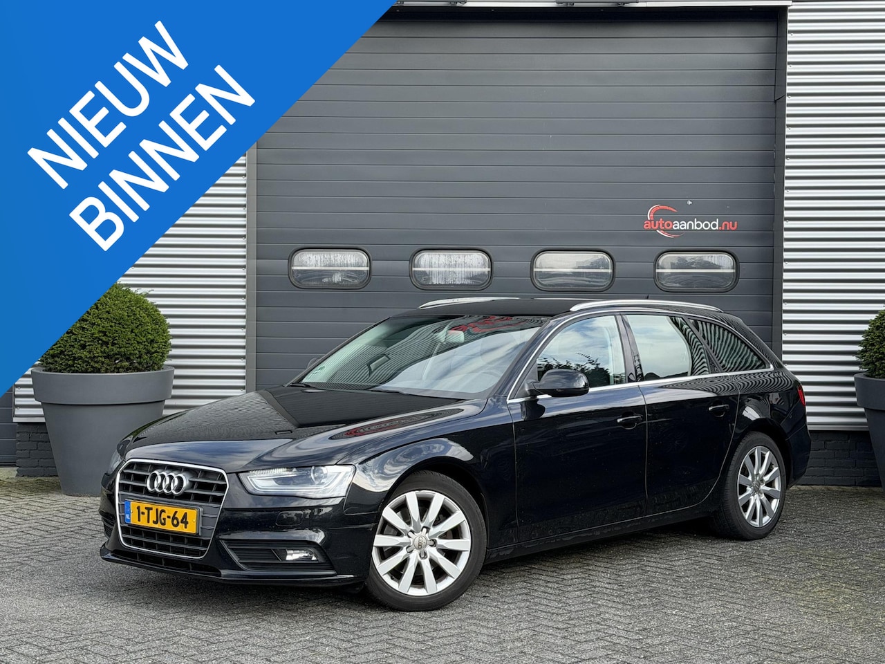 Audi A4 Avant - 1.8 TFSI Business Edition | Navigatie | Parkeersensoren | Lichtmetalen Velgen | - AutoWereld.nl