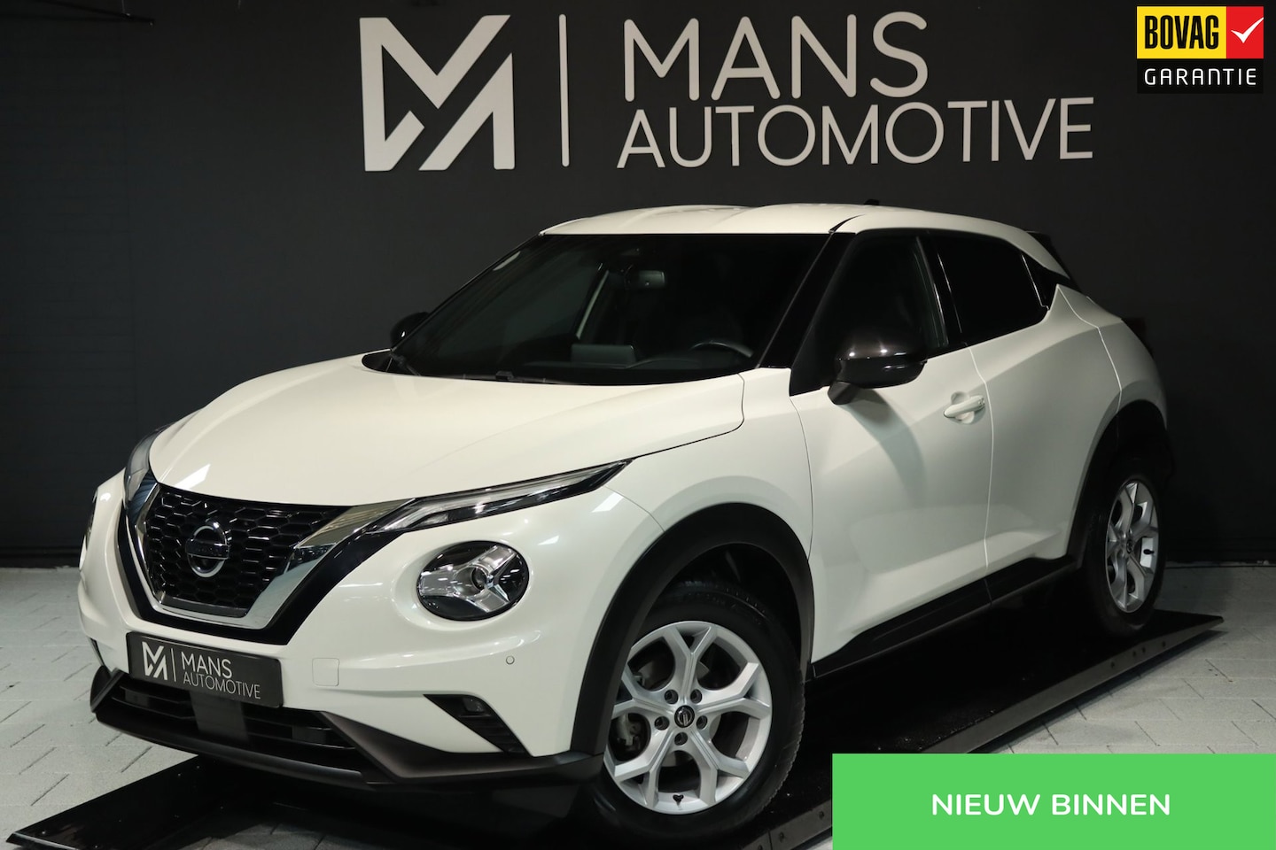 Nissan Juke - 1.0 DIG-T N-Connecta / ACC / 360 / DODEHOEK / KEYLESS / CARPLAY - AutoWereld.nl