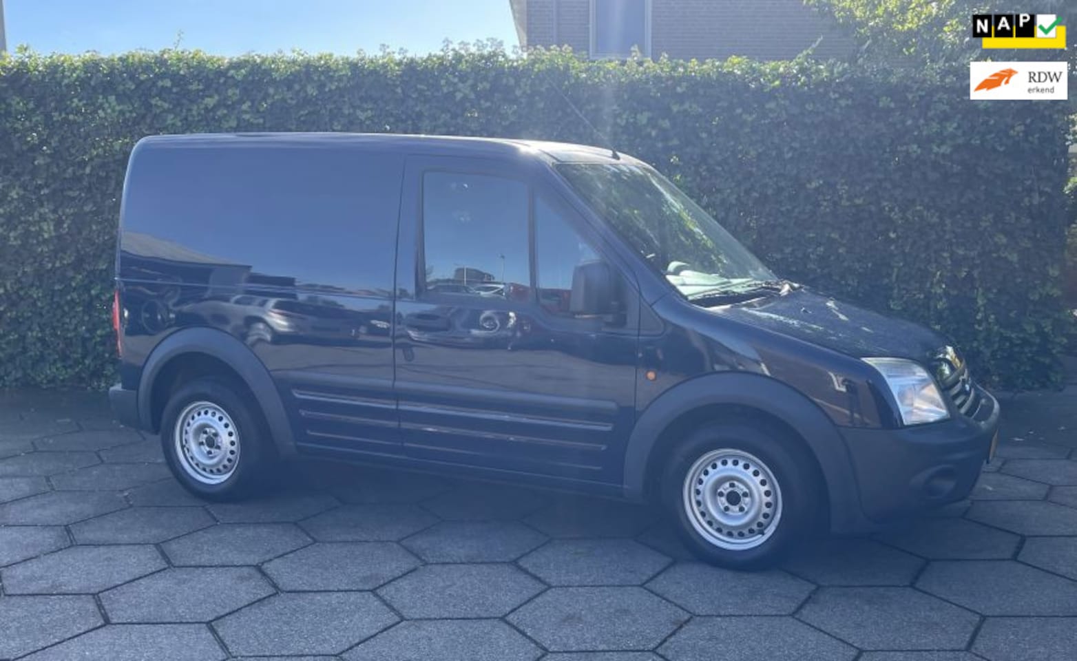 Ford Transit Connect - 1.8 TDCi Nette auto nieuwe APK Inruil is mogelijk - AutoWereld.nl