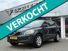 Volvo XC60 - 2.4 D5 AWD Momentum - Leder
