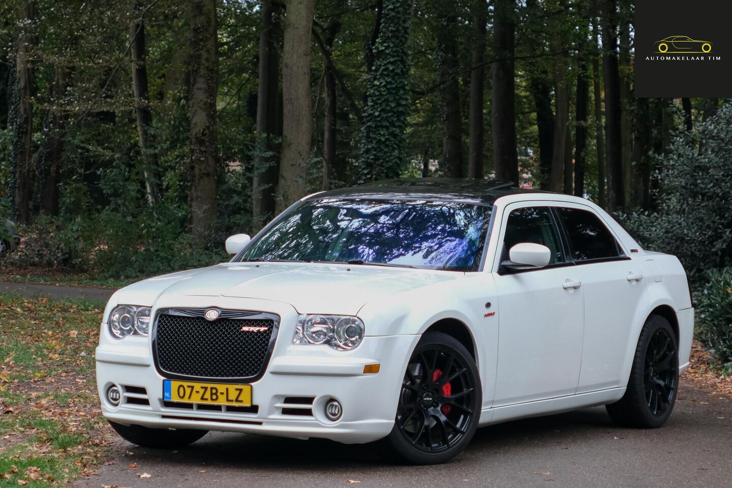 Chrysler 300C - 6.1 V8 HEMI SRT-8 6.1 V8 HEMI SRT-8 - AutoWereld.nl