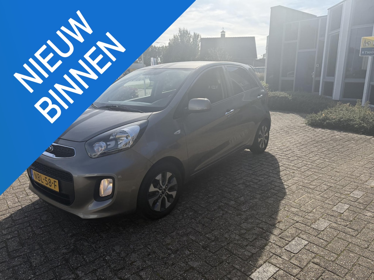 Kia Picanto - 1.2 CVVT SportsLine 1.2 CVVT SportsLine - AutoWereld.nl