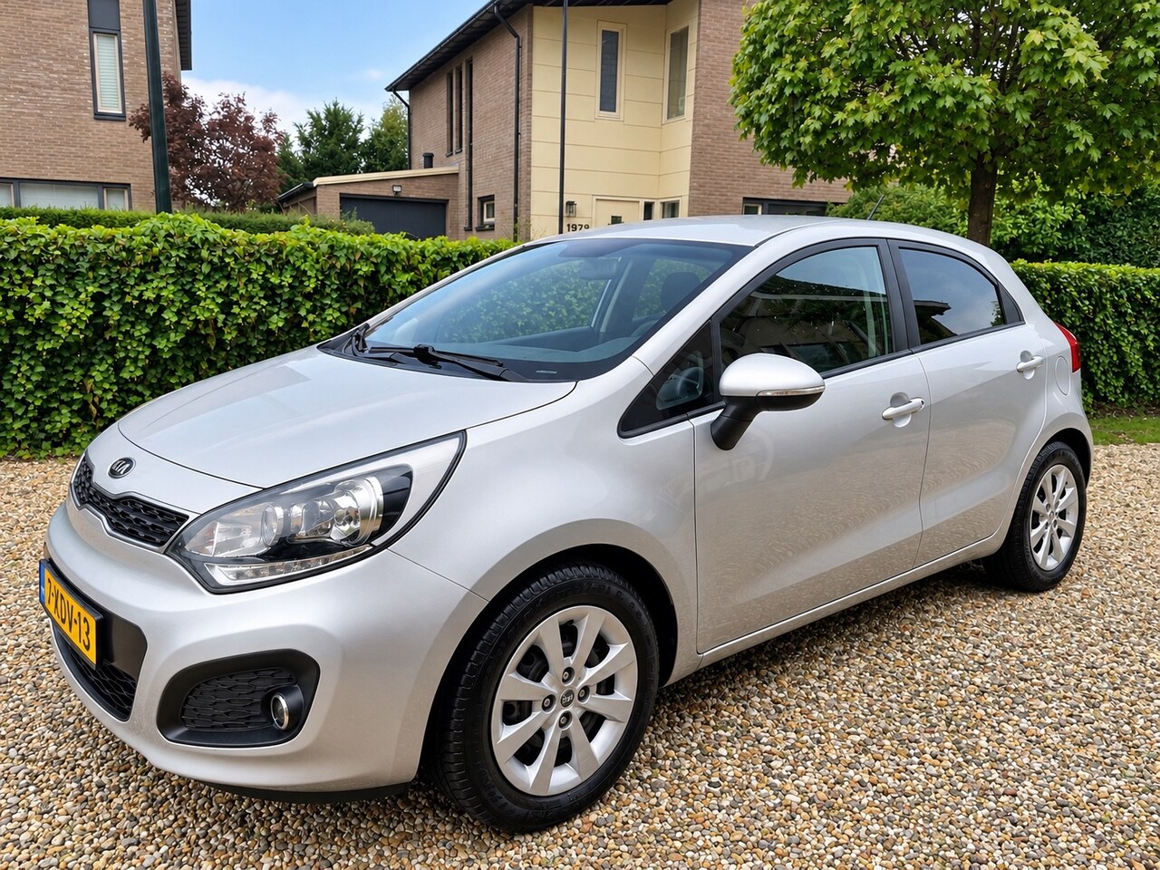 Kia Rio - 1.2 CVVT Plus Pack NIEUWE APK + KOPPELING - AutoWereld.nl