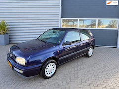 Volkswagen Golf - 1.8 CL 1STE EIGENAAR 69.000 KM