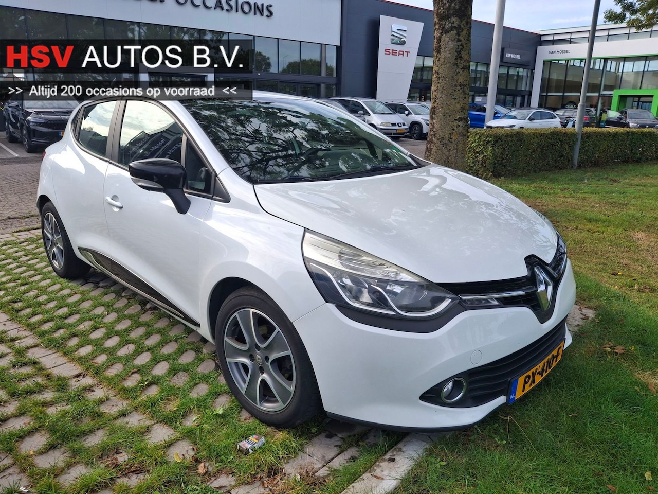 Renault Clio - 1.5 dCi ECO Authentique navi LM airco - AutoWereld.nl