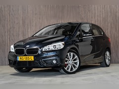 BMW 2-serie Active Tourer - 220i Leder PDC Automaat Stoelverwarming