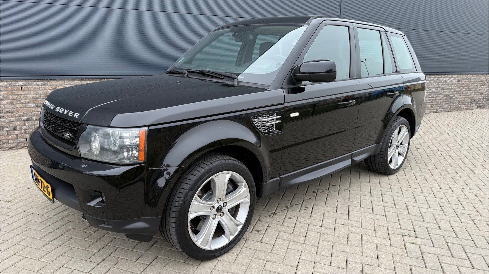 Land Rover Range Rover Sport - 5.0 V8 Supercharged 5.0 V8 Supercharged - AutoWereld.nl