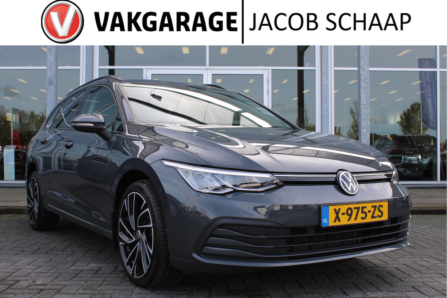 Volkswagen Golf Variant - 1.5 eTSI 131PK Life Business | Trekhaak | Privacyglas | Adapt. Cruise | Verw. Voorstoelen - AutoWereld.nl