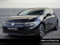 Volkswagen Golf - 1.0 TSI Life / Stoelverwarming / Stuurverwarming / Keyless Start / Navigatie / Apple Car P
