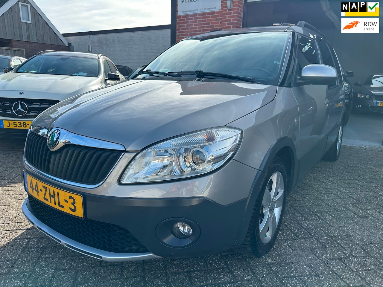 Skoda Roomster - 1.2 TSI Arctic AUTOMAAT-NAVI-CRUISE-CLIMA - AutoWereld.nl