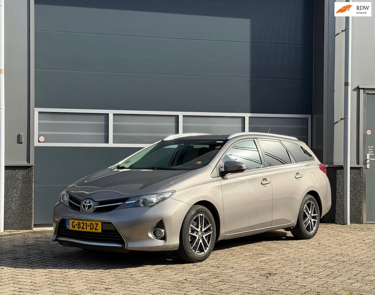 Toyota Auris Touring Sports - 1.6 Aspiration bj.2014 Camera|Navi|Clima|OH historie. - AutoWereld.nl