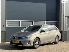 Toyota Auris Touring Sports - 1.6 Aspiration bj.2014 Camera|Navi|Clima|OH historie