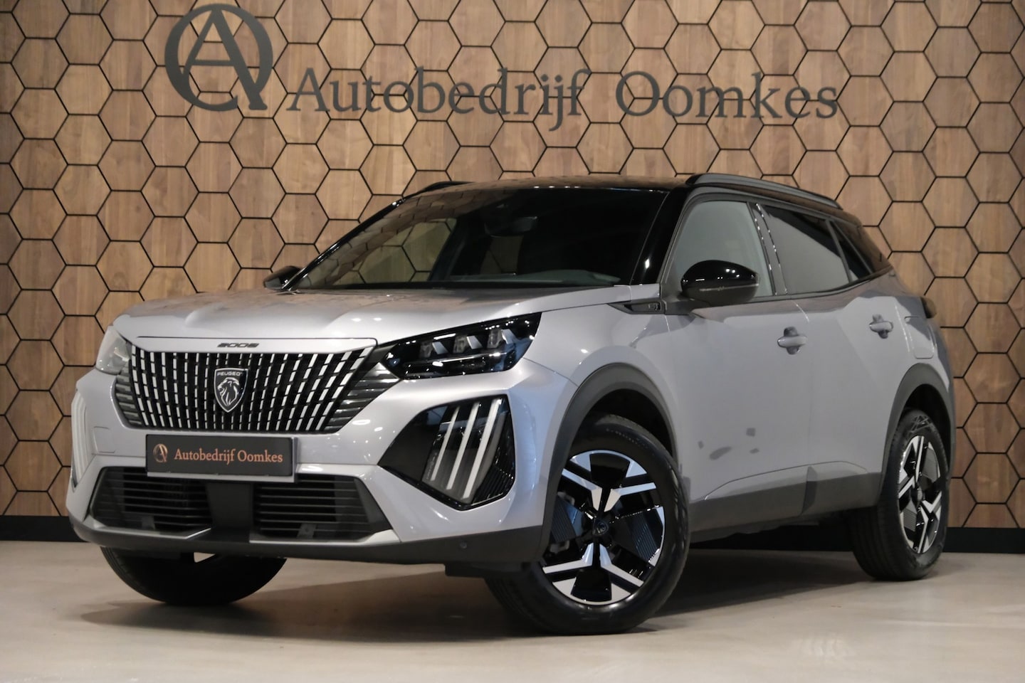 Peugeot 2008 - 1.2 PureTech GT |6.421km UNIEK| Half Leder/Navigatie/Camera/Apple Carplay - AutoWereld.nl