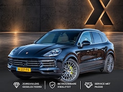 Porsche Cayenne - 3.0 E-Hybrid Aut. | Panodak | SportChrono | Softclose | 20” LM | CarPlay | Luchtvering | B