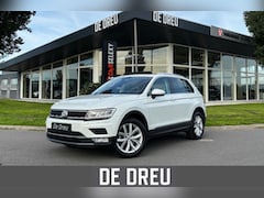 Volkswagen Tiguan - 1.4 TSI ACT Highline | TREKHAAK | PANO | CAMERA |