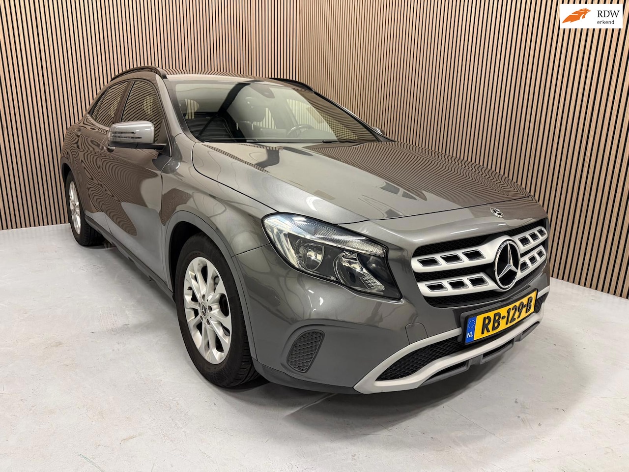 Mercedes-Benz GLA-Klasse - 180 Business Solution 180 Business Solution - AutoWereld.nl