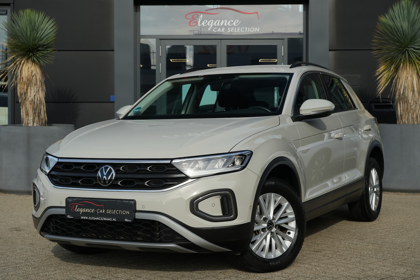 Volkswagen T-Roc - 1.0 TSI Life 1.0 TSI Life - AutoWereld.nl