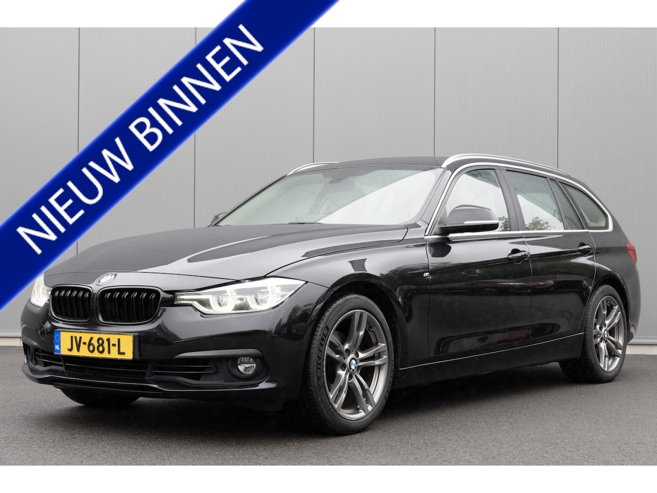 BMW 3-serie Touring - 320i | 184 PK | LEDER | TREKHAAK | NAVI - AutoWereld.nl