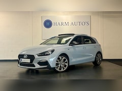 Hyundai i30 - 1.4 T-GDI N-Line 140pk Pano/ Navi /LED /CAM / PDC / Cruise