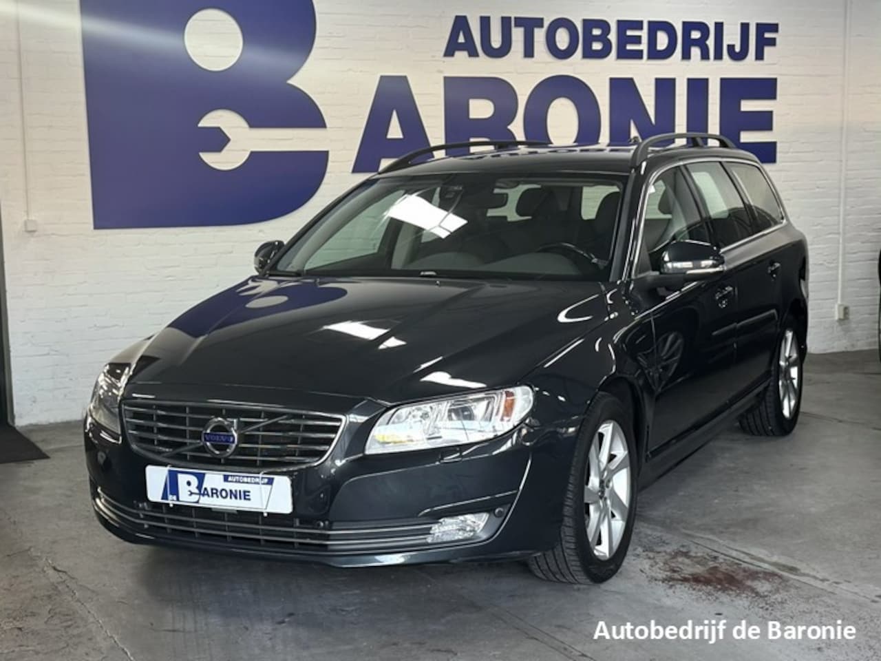 Volvo V70 - 1.6 T4 Nordic+ standkachel - AutoWereld.nl