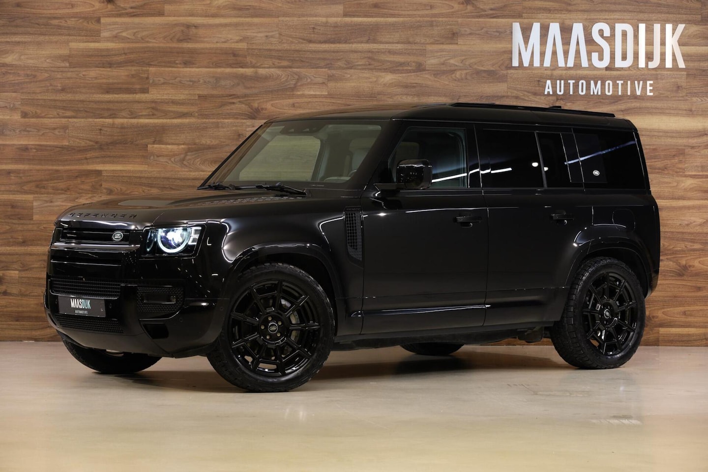 Land Rover Defender 110 - 2.0 P400e 110 XS Edition 2.0 P400e 110 XS Edition - AutoWereld.nl