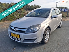 Opel Astra Wagon - 1.8 Essentia ZO INGERUILD ZO WEG PRIJSJE