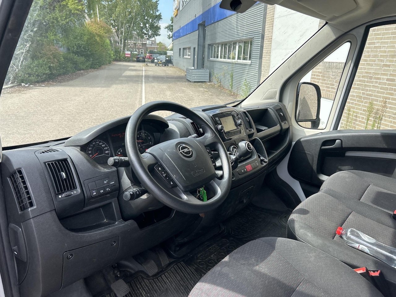 Opel Movano - 2.2D 120 L3H2 Edition | € 9.450,- NETTO! | Cruise | Airco | Navi | Camera | Bijrijdersbank - AutoWereld.nl