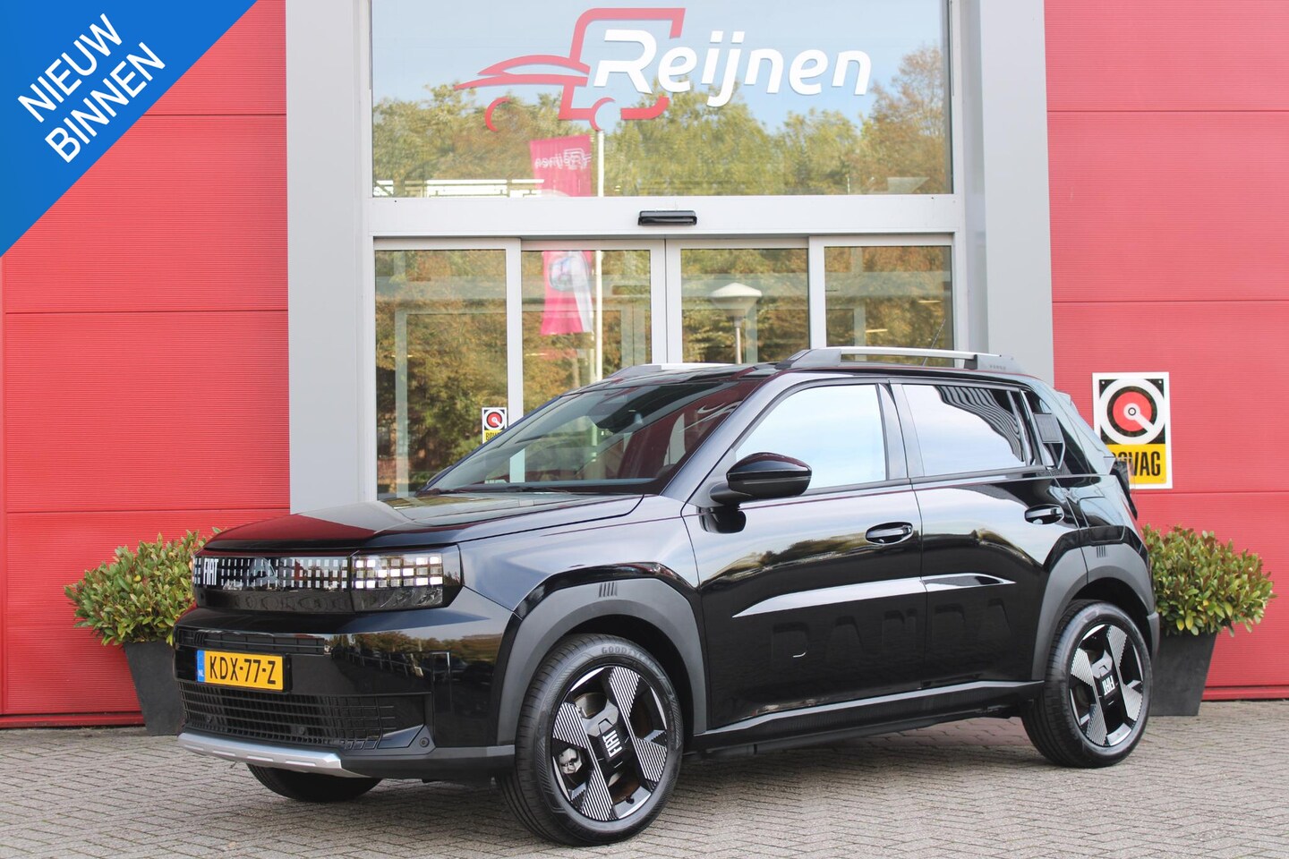 Fiat Grande Panda - LA PRIMA 11 kW 44 kWh | WINTER PACK: (VERWARMBARE VOORSTOELEN, VERWARMBAAR STUURWIEL, VERW - AutoWereld.nl