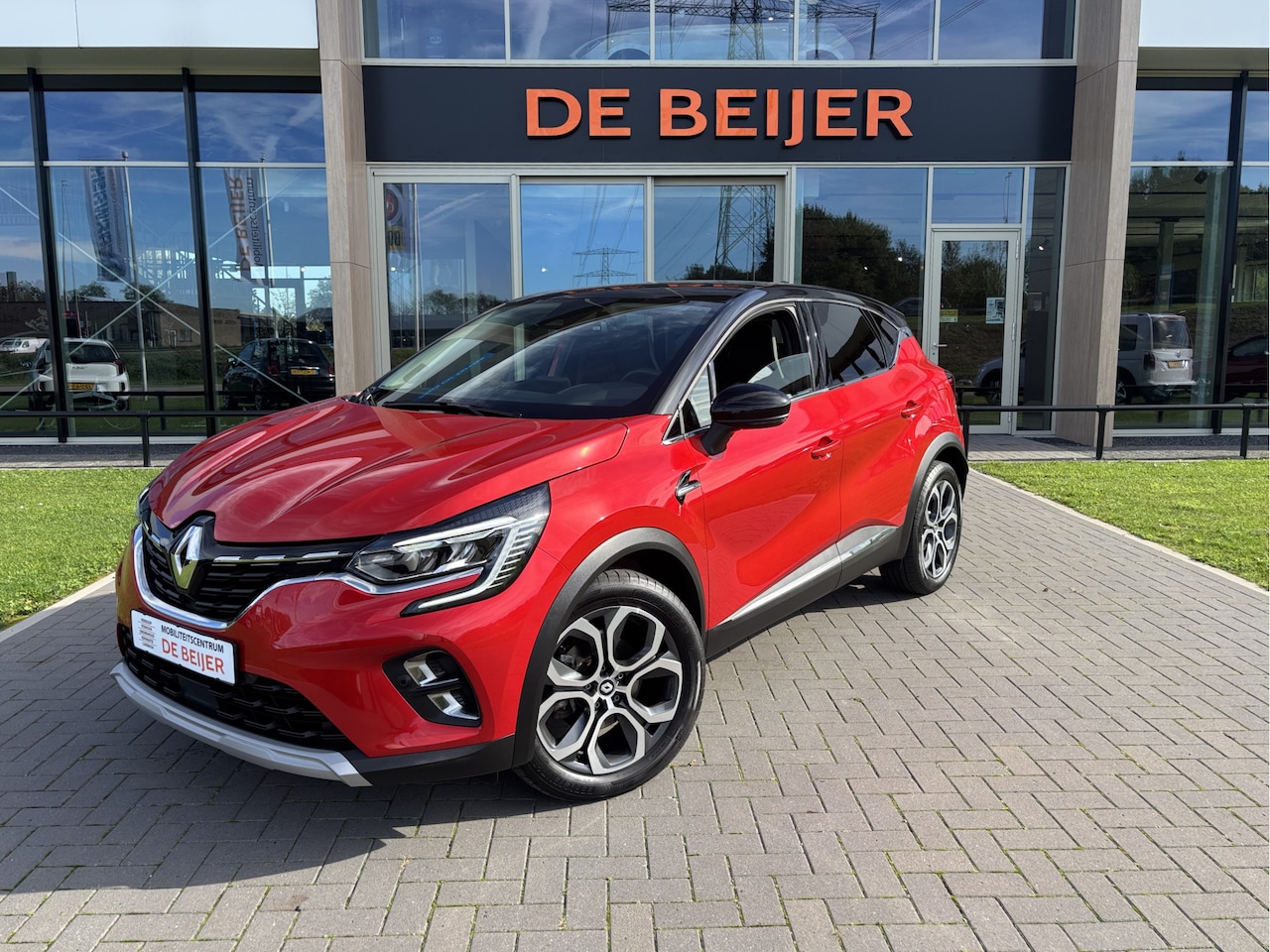 Renault Captur - 1.6 E-Tech Plug-in Hybrid 160 Intens Trekhaak I Camera I Carplay - AutoWereld.nl