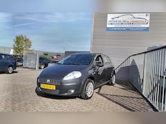 Fiat Grande Punto - 1.2 Actual Nieuwe koppeling- apk 10-2027