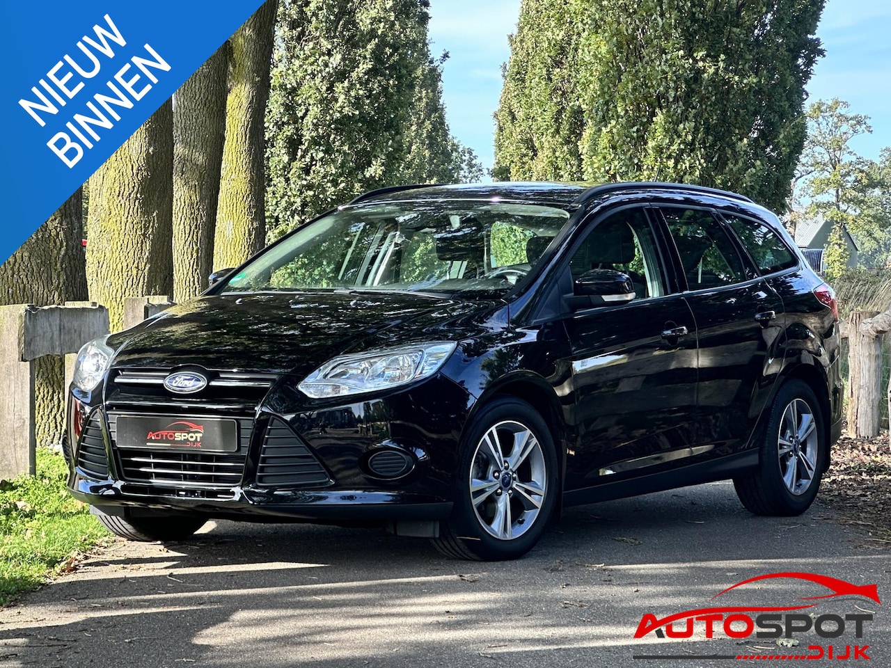 Ford Focus Wagon - 1.0 EcoBoost Edition Trekhaak - Riem V.V. - AutoWereld.nl