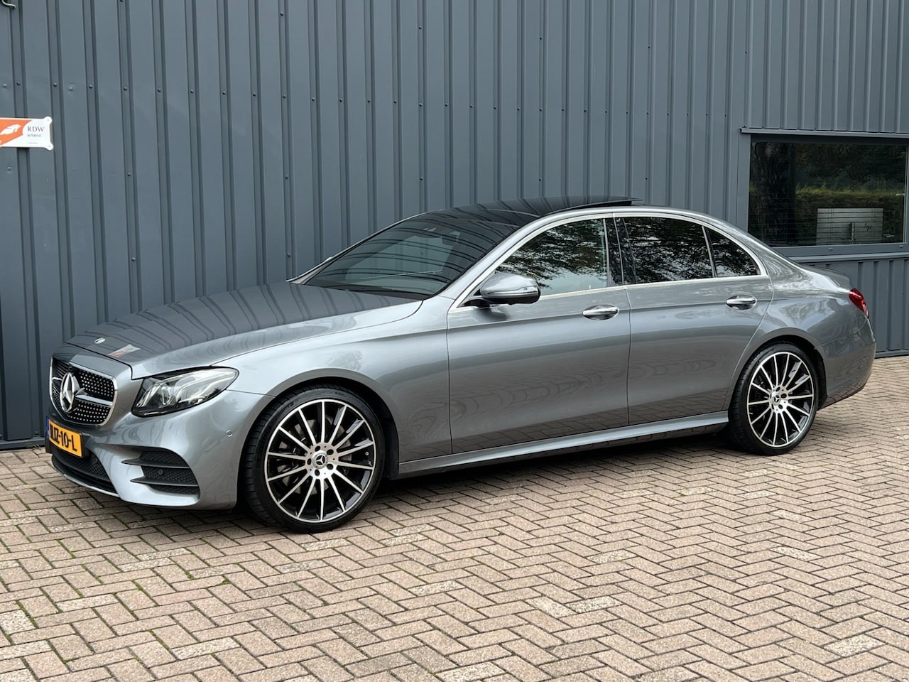 Mercedes-Benz E-klasse - 220 d AMG Line COMPLEET!/BURMESTER!/ - AutoWereld.nl