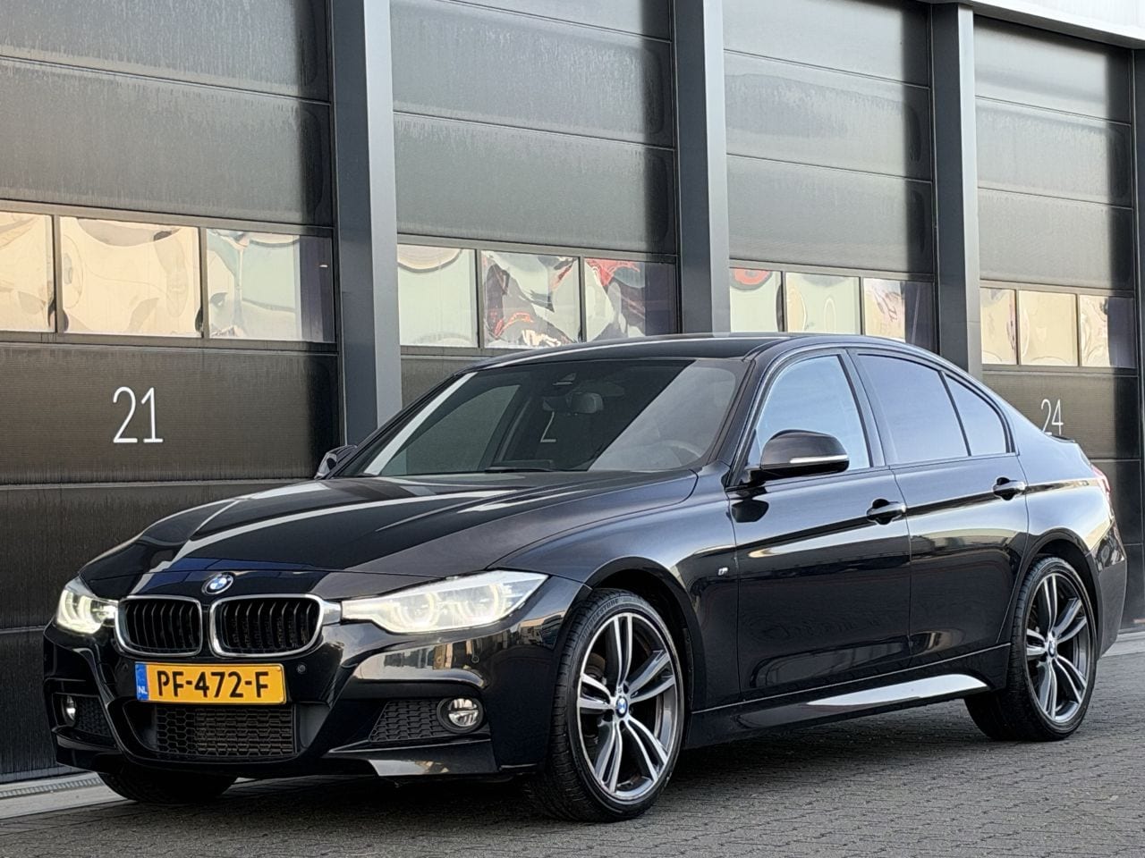BMW 3-serie - 2.0 318d M-Pakket Head-Up Camera EURO-6 - AutoWereld.nl