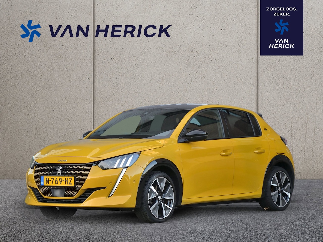 Peugeot e-208 - GT 50kWh | Stoelverwarming | Achteruitrijcamera | Navigatie Full Map - AutoWereld.nl